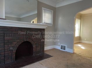 13233 Santa Rosa Dr, Detroit, MI 48238