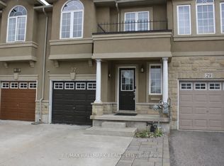 27 Waterbridge St, Hamilton, ON L8J 0E3