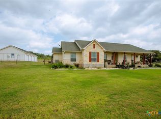 187 Tracks Trl, Center Point, TX 78010