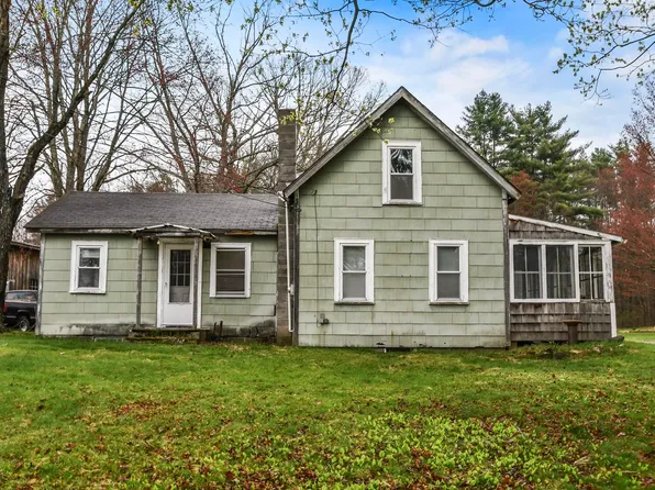 877 Northfield Road, Hinsdale, NH 03451
