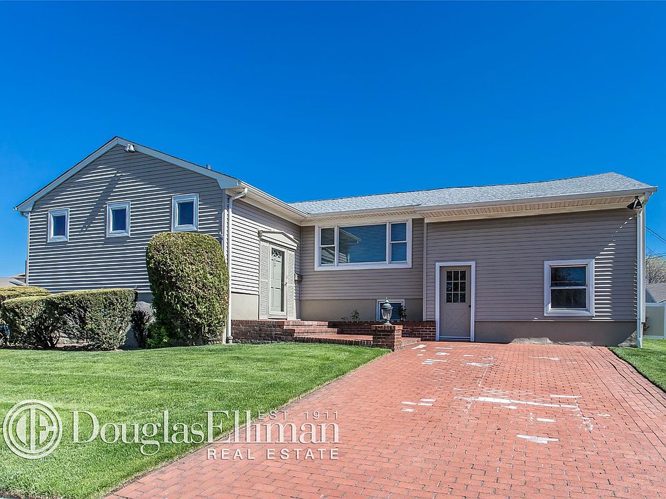 1st image of 92 Sunnyfield Ln