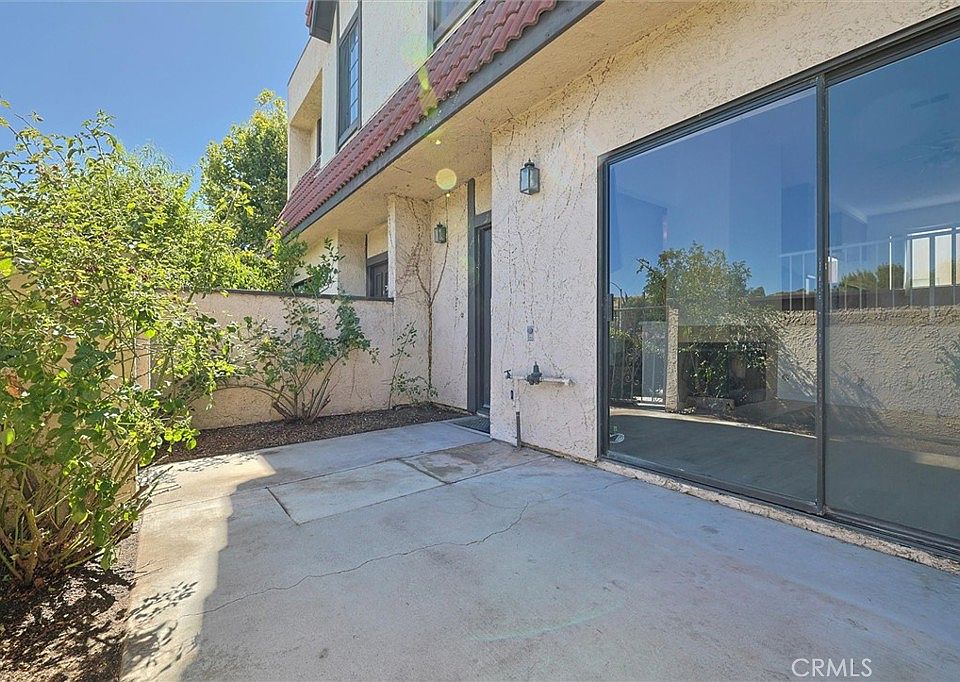 1st image of 27669 Ironstone Dr APT 3