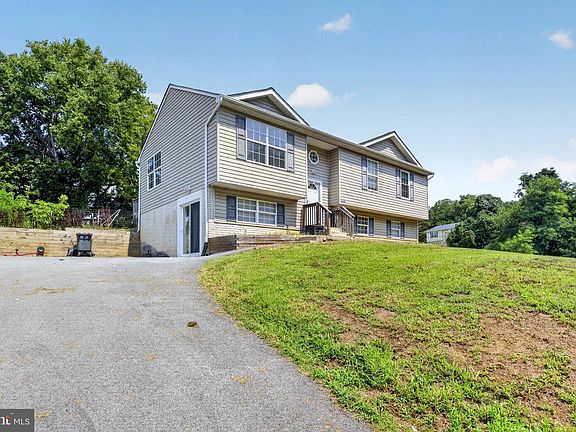 2nd image of 23123 Longview Blvd