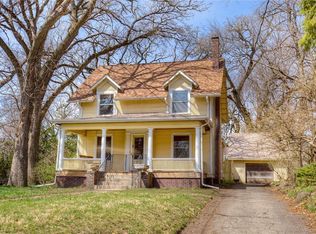 1232 39th St, Des Moines, IA 50311
