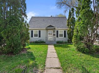 5721 N 56th STREET, Milwaukee, WI 53218