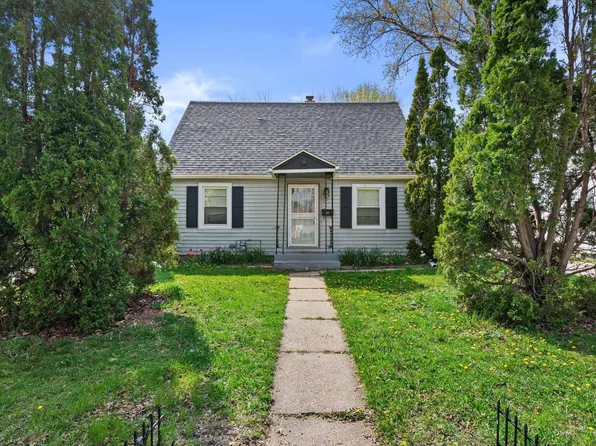 5721 N 56th STREET, Milwaukee, WI 53218