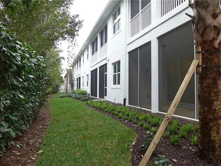 2646 Seychelles Cir #2701 — Photo 17