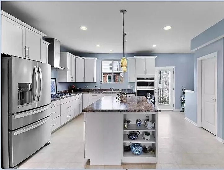 4 bed, 2144 sqft, $3,600 — Photo 3