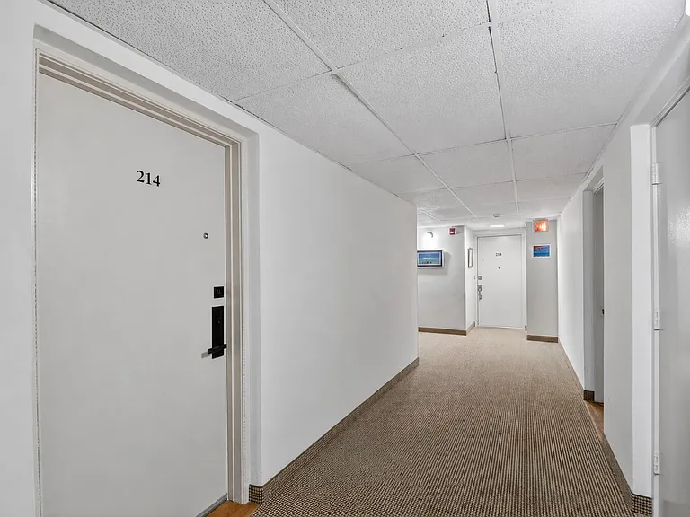 1502 S Lakeside Dr #214 — Photo 55