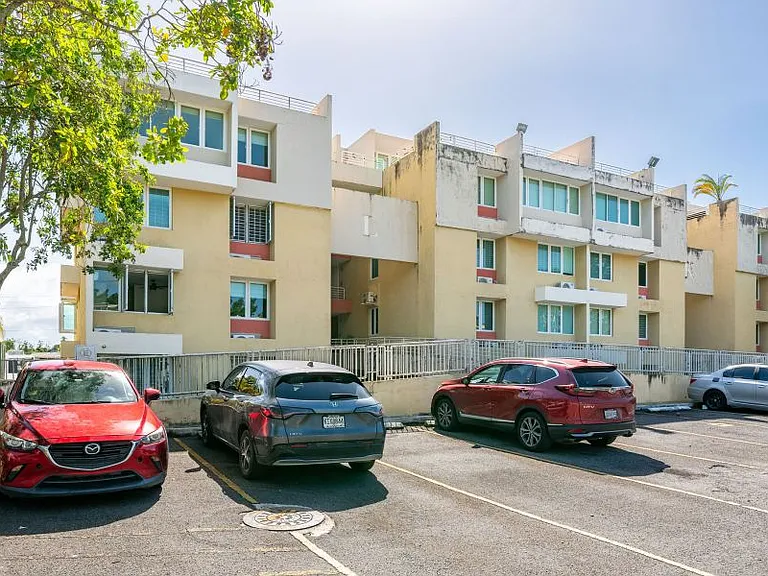 Cond Montecentro Apt L401 Calle Daguao 416 — Photo 45