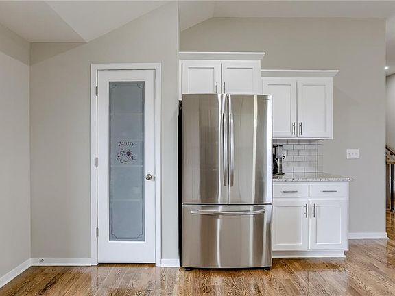 4th image of 11313 Kimball Ave