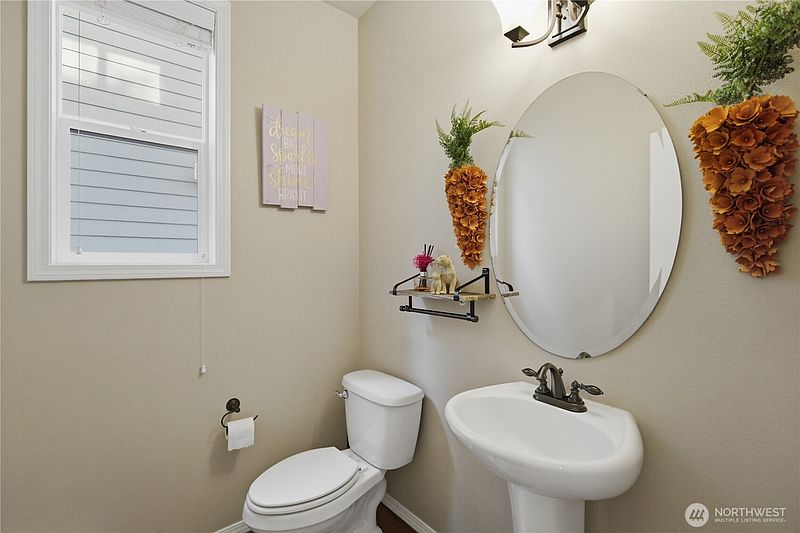 5th image of 12855 NE 197th Place