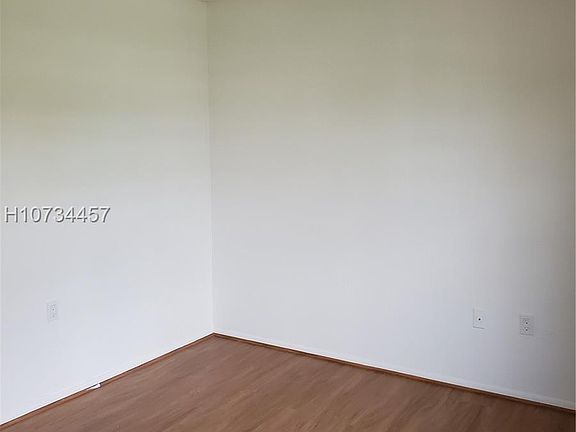 5th image of 11540 NW 34th Pl