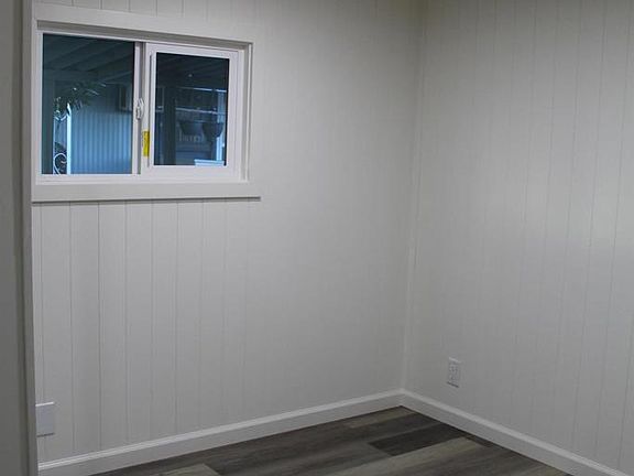 5th image of 4400 Gateway Drive