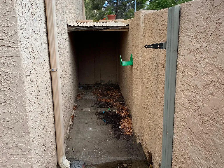 925 E Beryl Ave — Photo 20