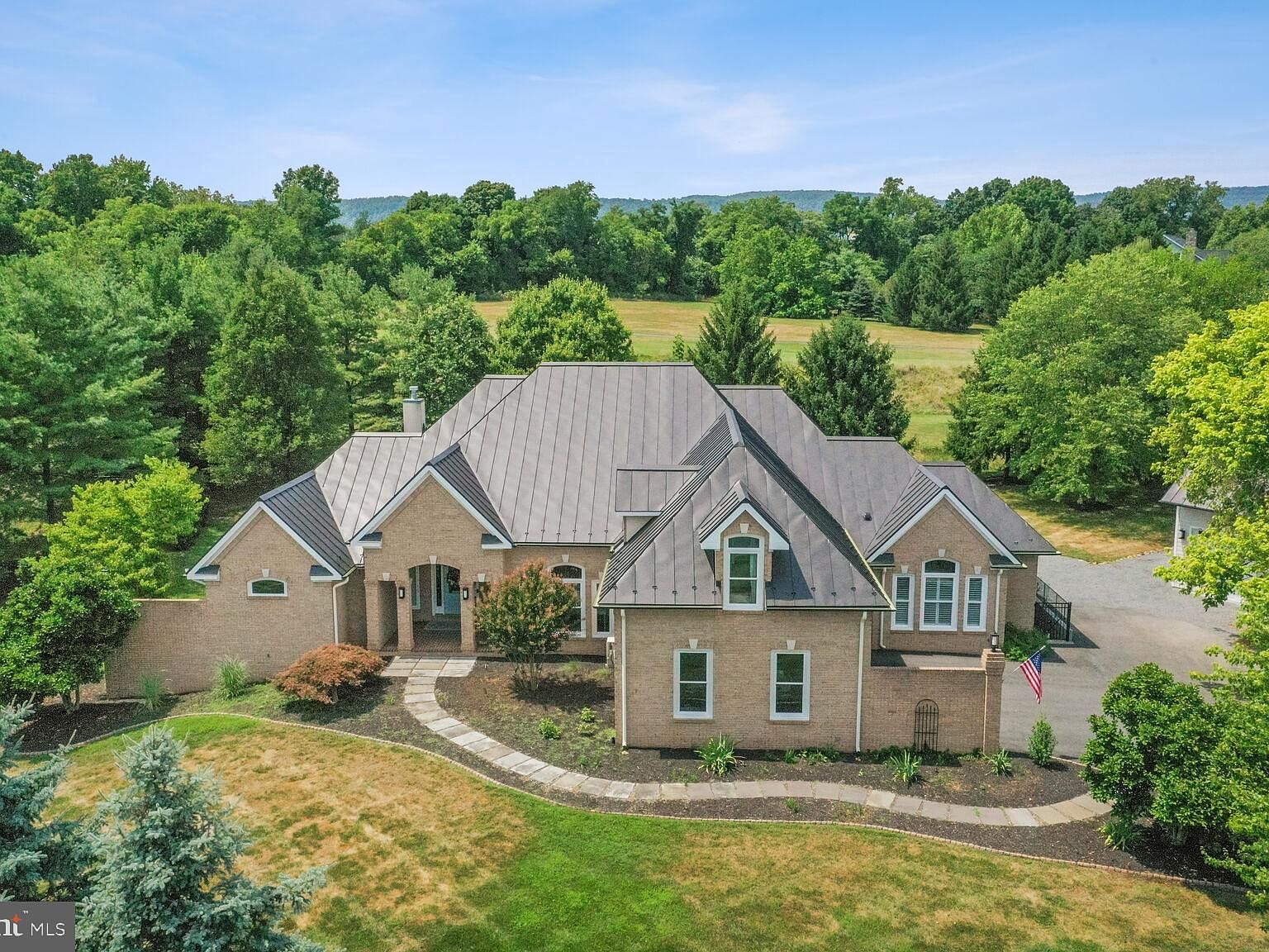 17811 Stoneleigh Dr, Round Hill, VA 20141 Zillow