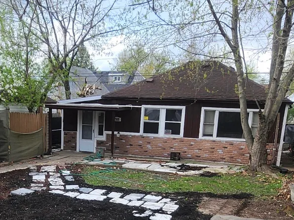 7559 Toepfer Rd, Warren, MI 48091