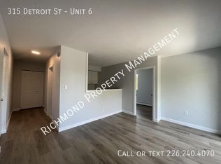 315 Detroit St UNIT 6, Windsor, ON N9C2P4