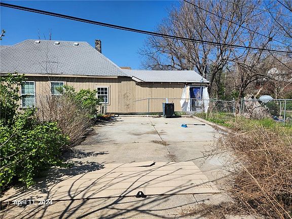 4th image of 2206 E 30th St