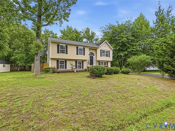4th image of 8830 Jenny Ln