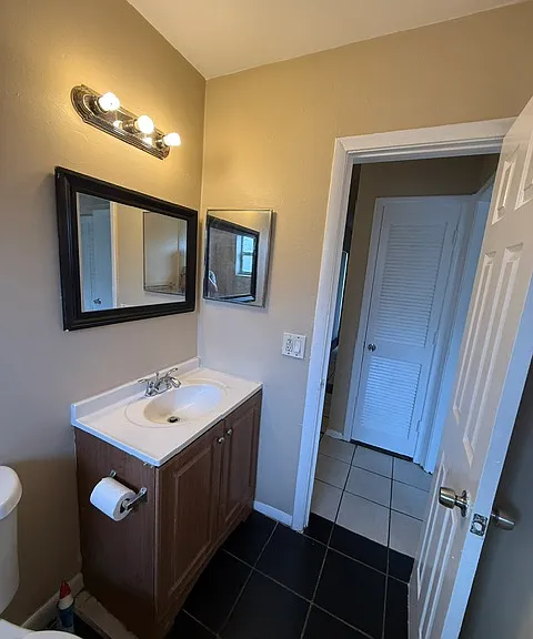 3907 NW 30th Ter #2 — Photo 25