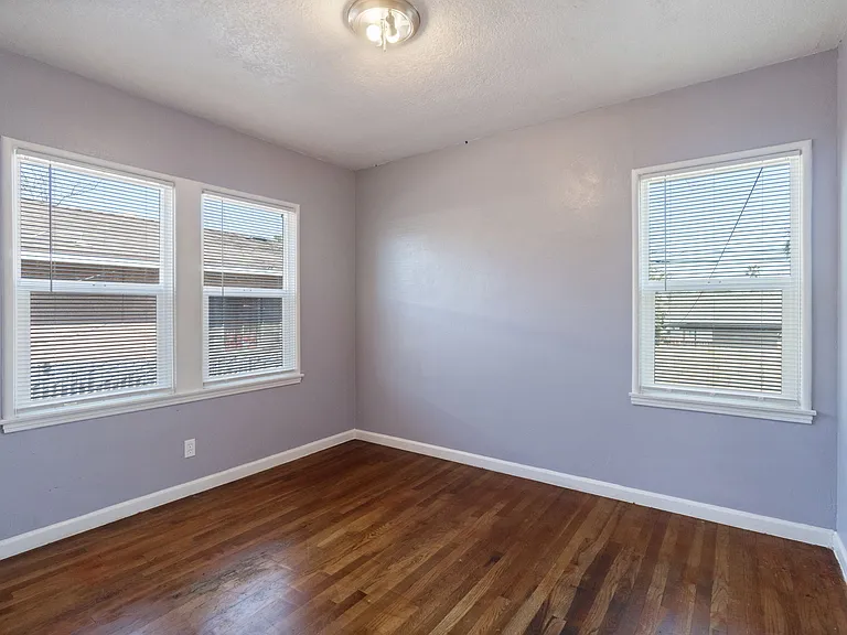 1114 Martin Ave — Photo 18