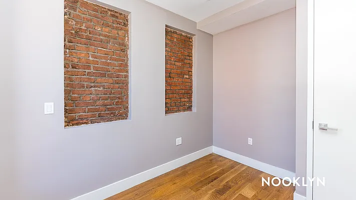 Rented by Nooklyn NYC LLC | media 4