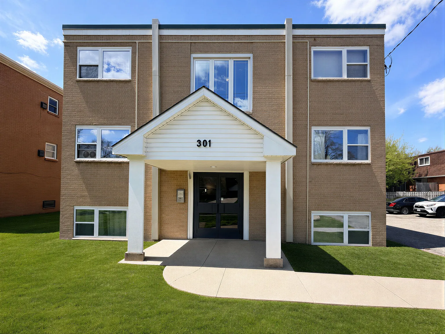 2 bed, $1,575 — Photo 1