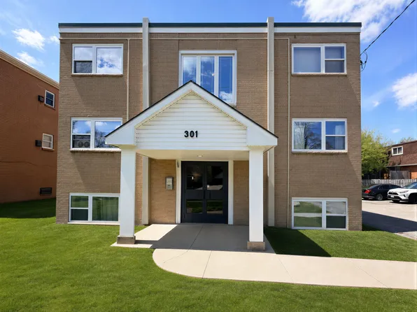 301 Indian Rd S #10, Sarnia, ON N7T 3W6