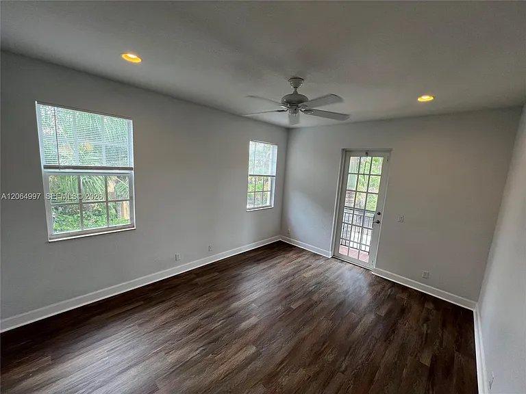 2804 Eagle Rock Cir #801 — Photo 14