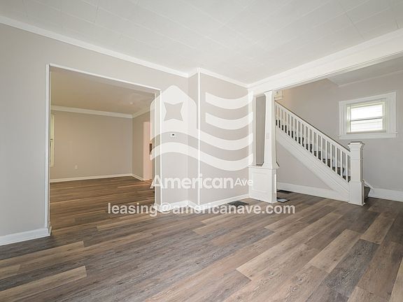 1181752_002_living_room_2.jpg