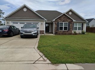 202 Sailor St, Sneads Ferry, NC 28460