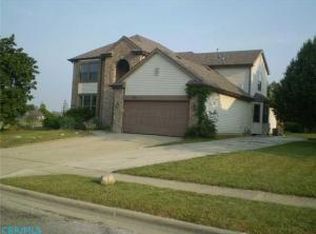 884 Schillingwood Dr, Columbus, OH 43230