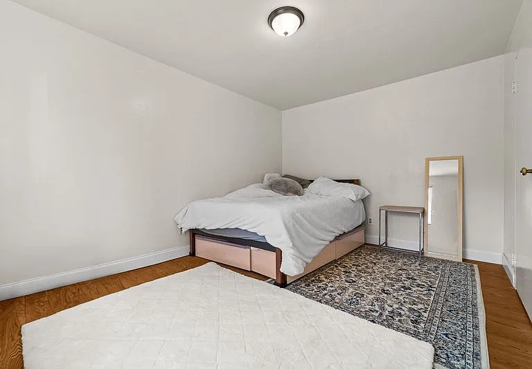 5552 Covode St #6 — Photo 9