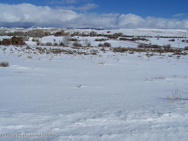 2nd image of Broken Hills Dr
