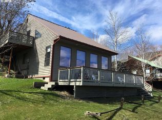 804 Riverside St, Maupin, OR 97037