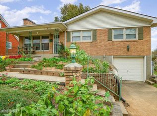 6113 Princess Way, Louisville, KY 40219