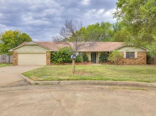 1802 Chandler Dr, Shawnee, OK 74801