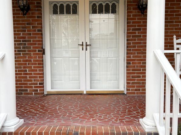 4057 Cedar Grove Cres