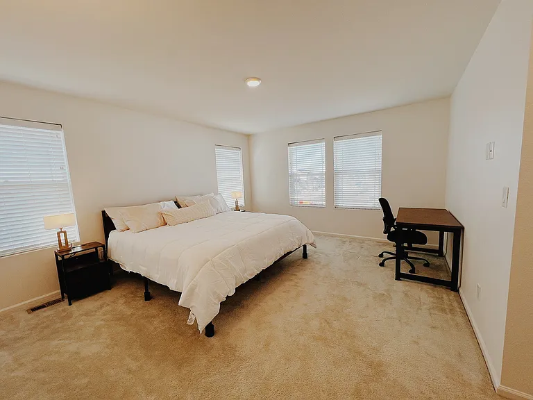 21525 E 59th Dr — Photo 14
