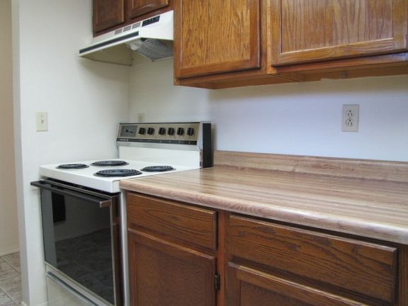 4th image of 8608 NW 13th Ct