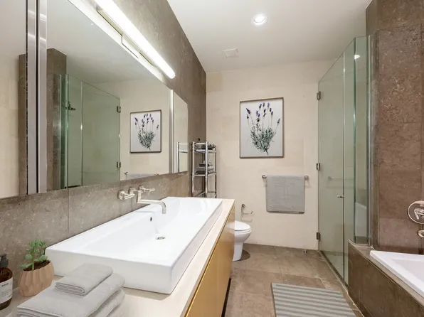 76 Madison Avenue image 9 of 37