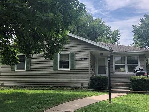 3rd image of 3030 Bristol St