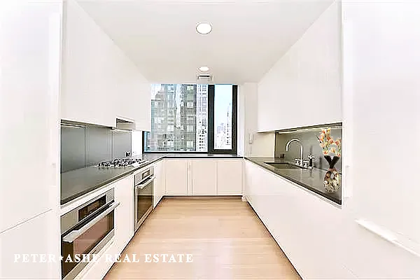 Rented by Peter Ashe | media 5