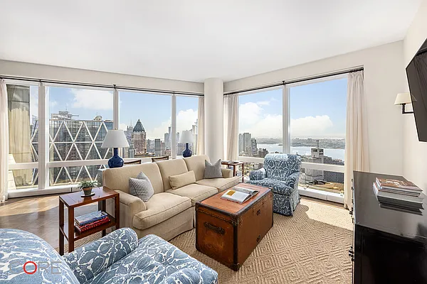 Sold by CORE | media 2