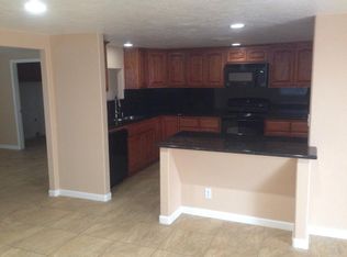 11101 Yucca Rd, Adelanto, CA 92301