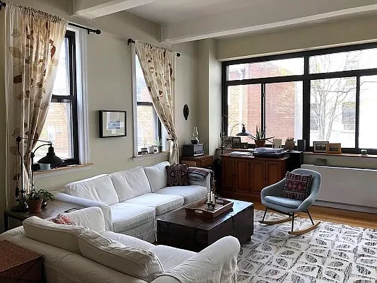 Rented by Compass | media 17