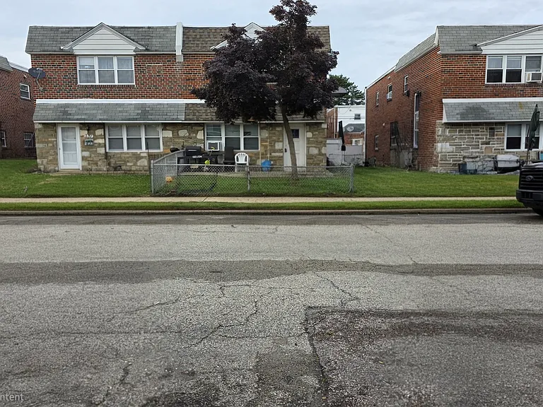 2319 Benson St #2 — Photo 1