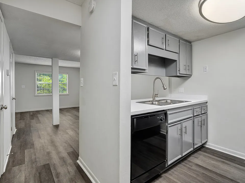 Willow - Kitchen to Living Room