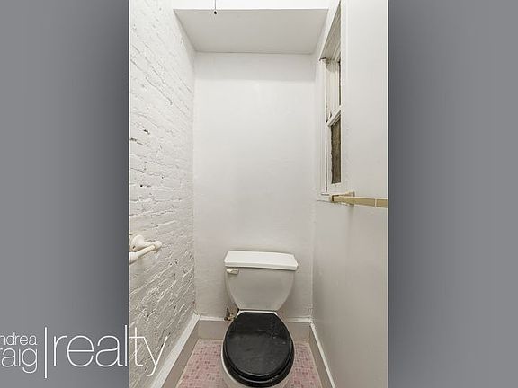 5th image of 430 E 9th St APT 16